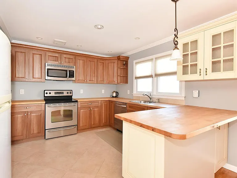 6 Milburn St — Photo 3