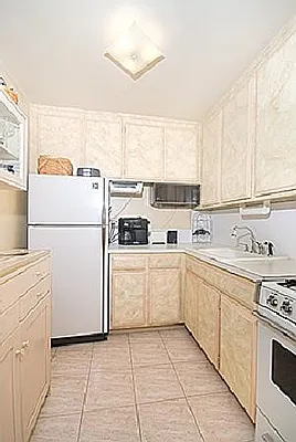 Sold by Nardoni Realty, Inc. | media 18