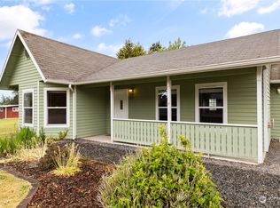 957 Donald Ave, Oak Harbor, WA