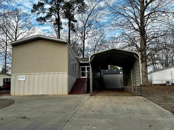 51 Forest Trl, Bracey, VA 23919