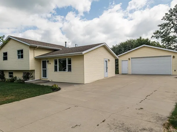 308 11th Ave NE, Stewartville, MN 55976