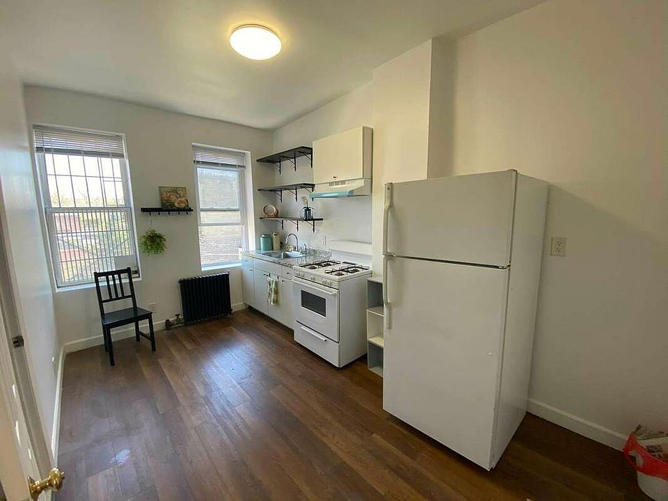 1st image of 369 Columbia St APT 3L