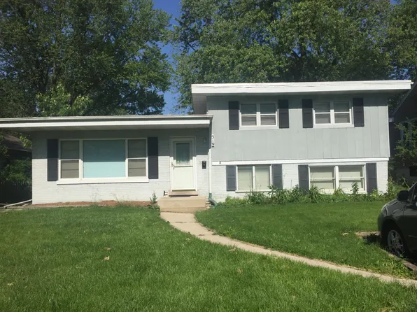 519 Kipling Ct, Wheaton, IL 60187