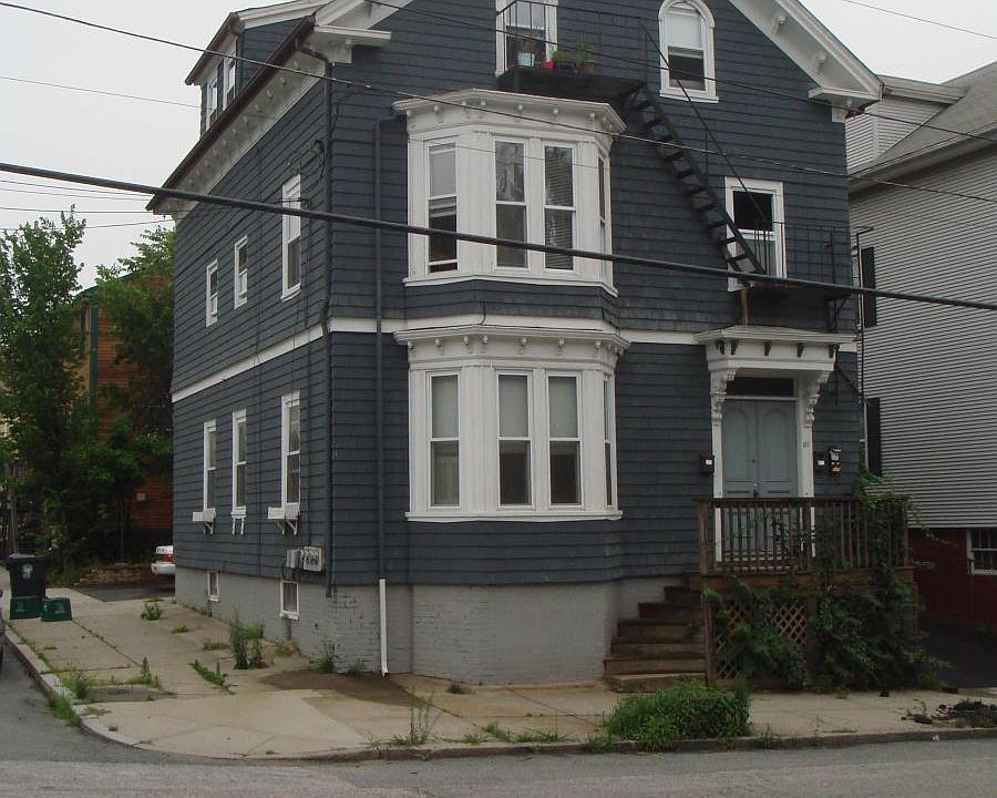 1st image of 127 Calverley St #2