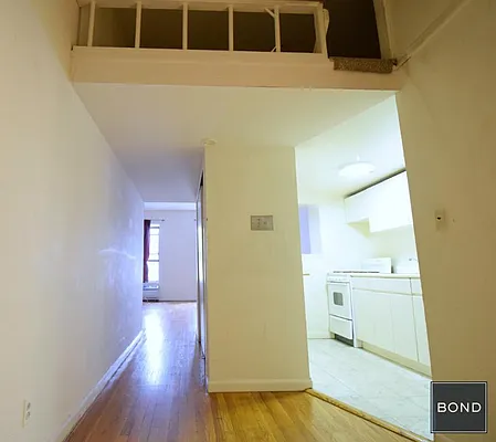 Rented by Bond New York | media 10