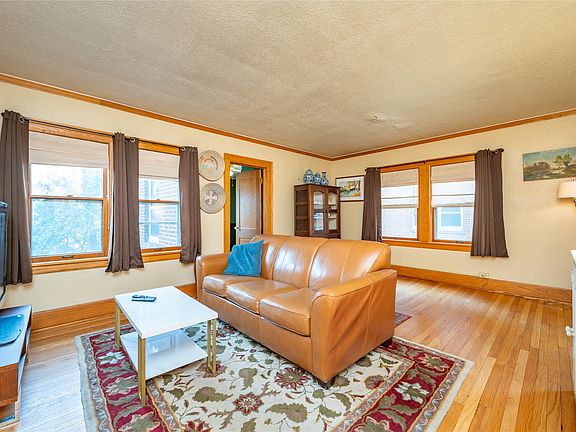 3rd image of 3936 University Ave APT 3