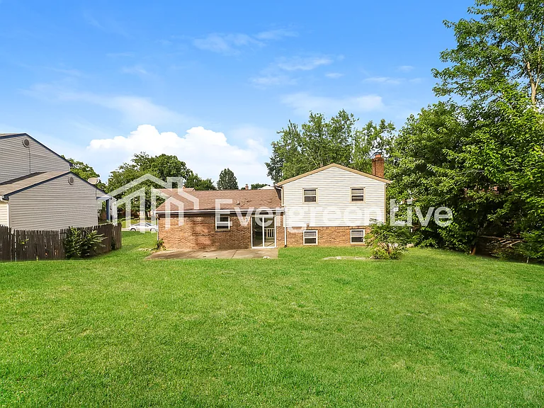 7732 Ravenswood Dr — Photo 14