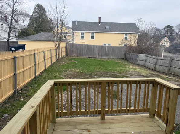 183 Center St, Bangor, ME 04401