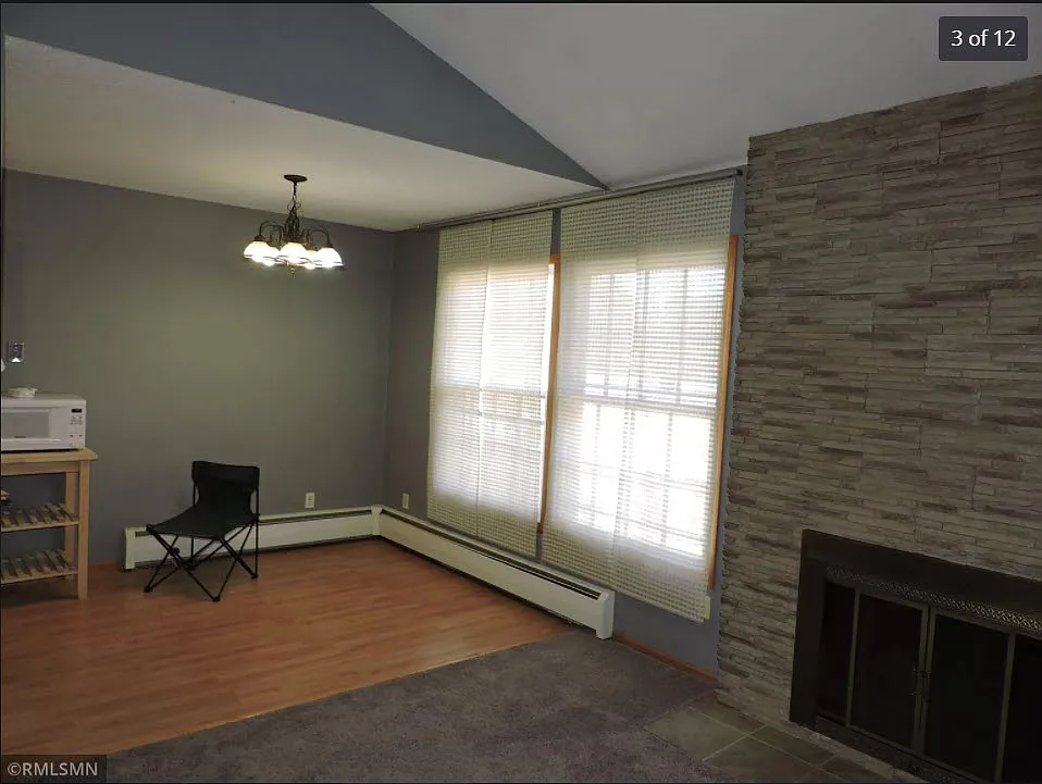 2 bed, 938 sqft, $1,600 — Photo 4