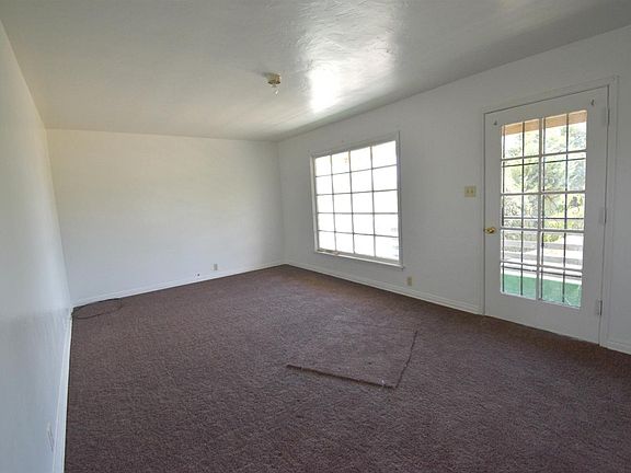 3rd image of 278 N Palm St