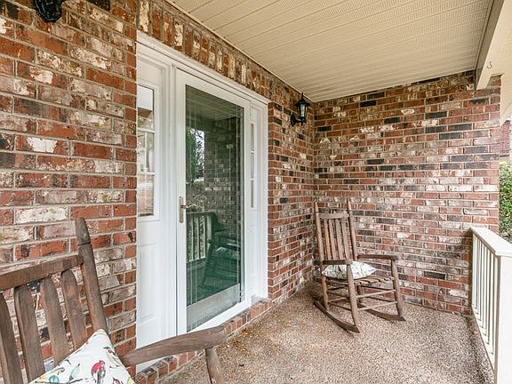 3rd image of 163 Overlook Ct