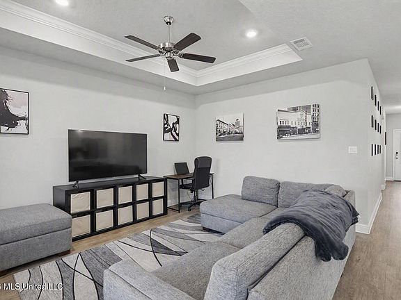 4th image of 7360 Shearwater Way