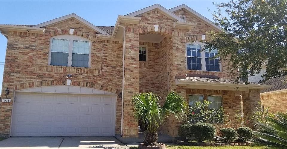 1st image of 10114 Hollyvine Ln