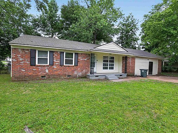 4th image of 3837 Voltaire Ave