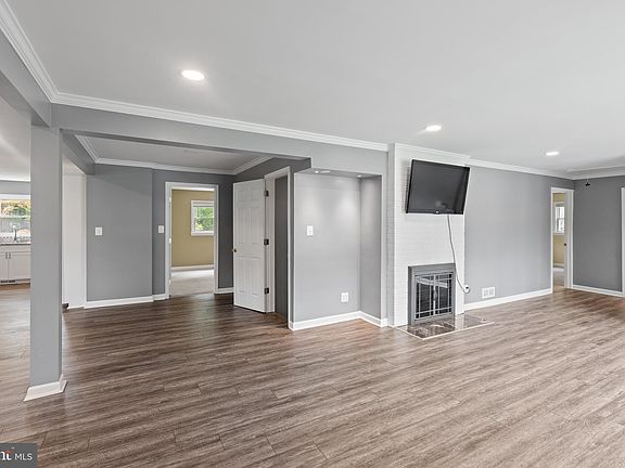 5th image of 3409 Radnor Pl