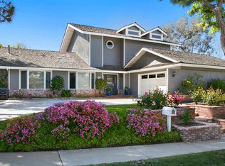 901 Almond Pl, Newport Beach, CA 92660