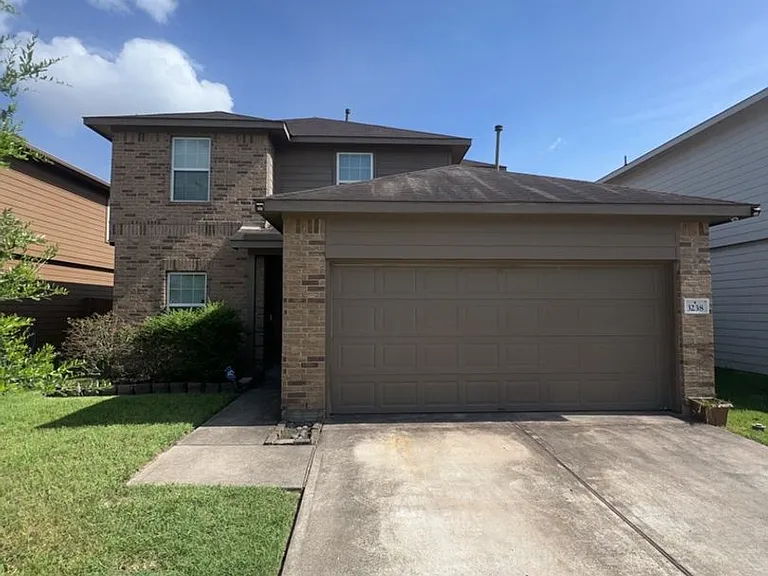 3238 Elisa Springs Ln — Photo 2