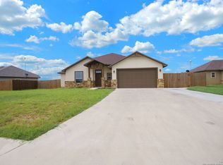 1705 Vista View Dr, Pleasanton, TX 78064