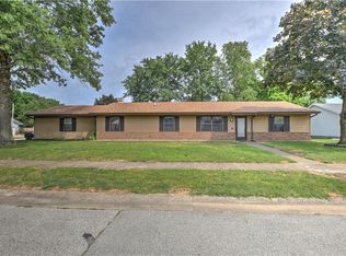 1580 W Highland Pl, Decatur, IL 62526