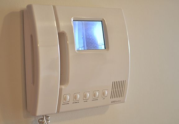3rd image of 10210 Queens Blvd APT 305