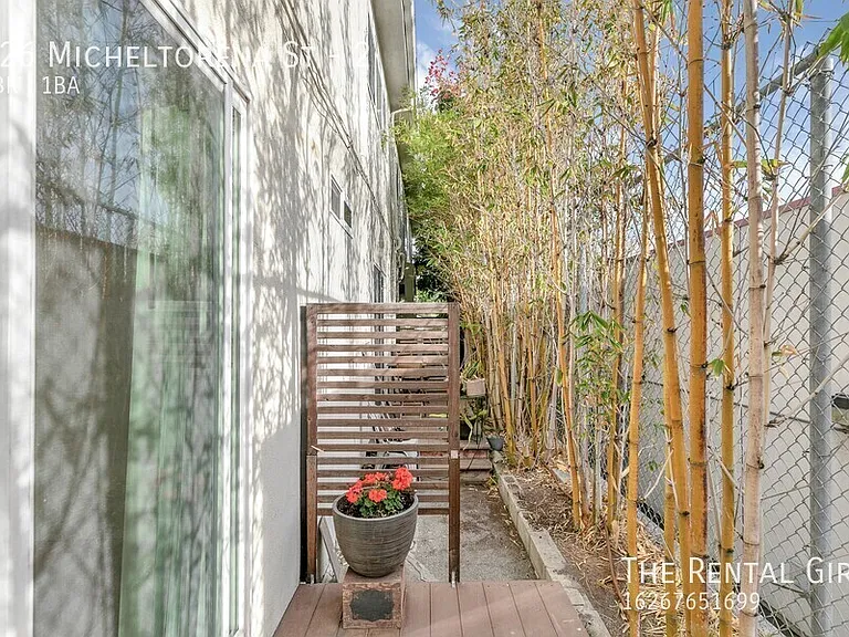 626 Micheltorena St #2 — Photo 14