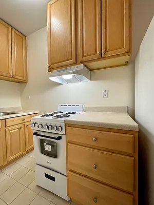 Rented by Mauro Bros Real Estate Services LLC | media 15