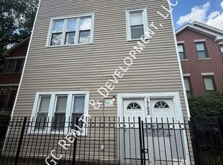 1702 N Campbell Ave APT 1F, Chicago, IL 60647