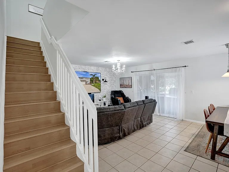 1488 SW 47th Ave — Photo 13