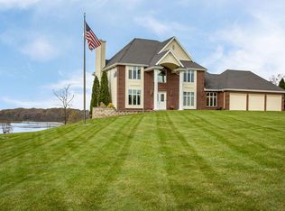 32111 Euphoria Dr, Burlington, WI