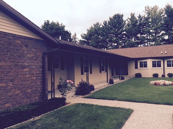 3rd image of 7508 Pinegrove Dr