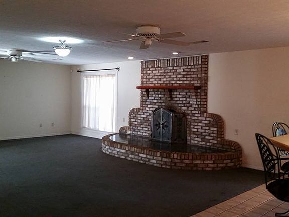 den without furniture