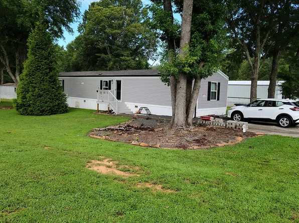 314 Melrose Cir, Eden, NC 27288
