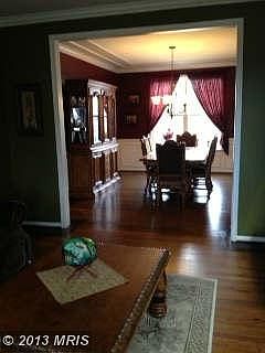 5th image of 29 Indian Wood Ln