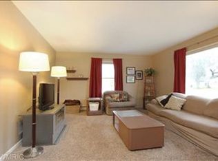 2591 Northville Dr NE, Grand Rapids, MI 49525