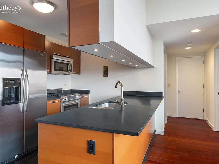 1485 5th Ave #22C — Photo 5