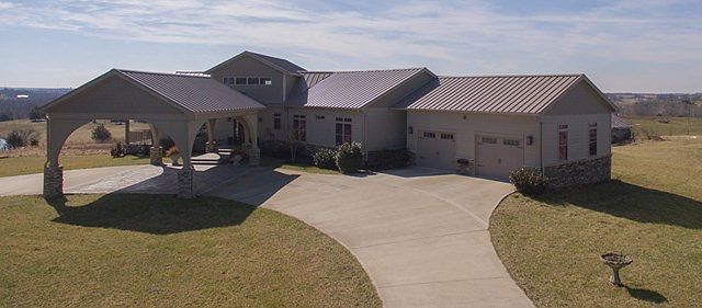 1st image of 121 Dallas Dr