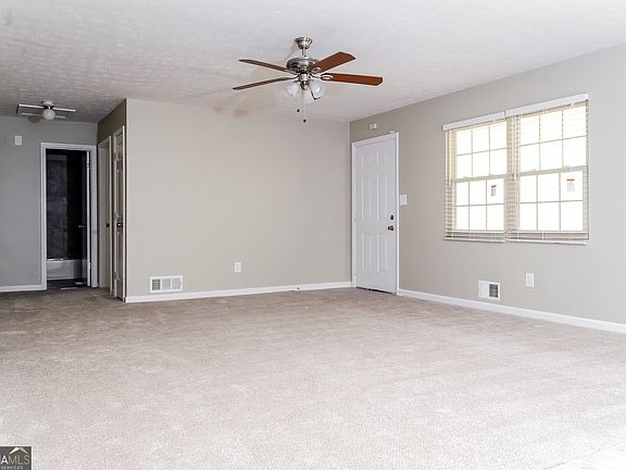 3rd image of 85 Highland Dr