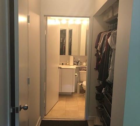 4th image of 40 Oceana Dr W #1C