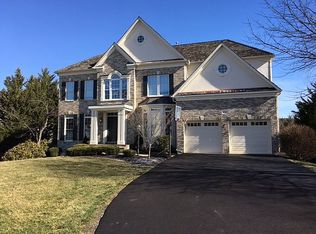 421 Lacey Ct SW, Leesburg, VA