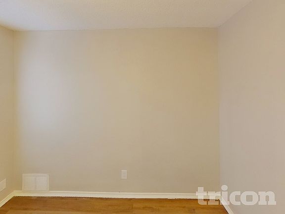 4th image of 1810 Grayson Ave