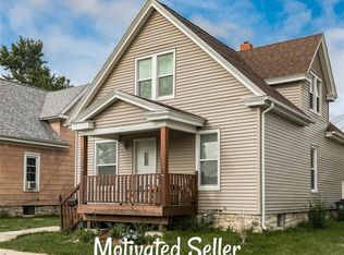 116 10th St SW, Cedar Rapids, IA 52404