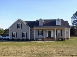 71 Nina Ln, Williamsburg, VA 23188
