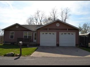 704 N 3rd St, Wathena, KS 66090