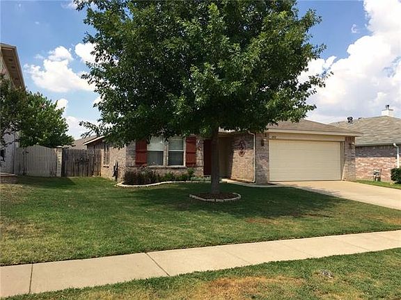 2nd image of 1052 Triple Crown Dr
