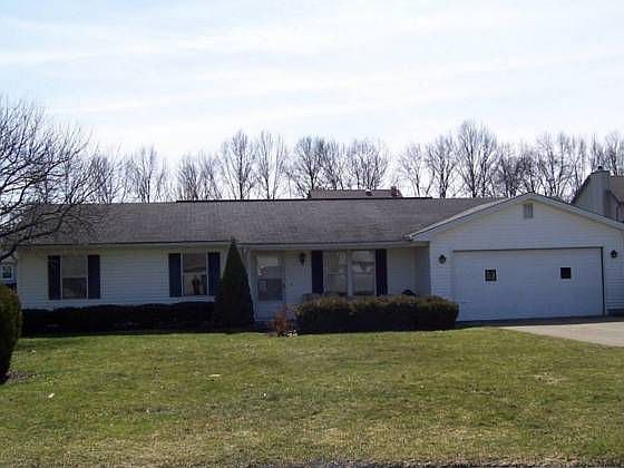 1st image of 1319 Huntington Ct