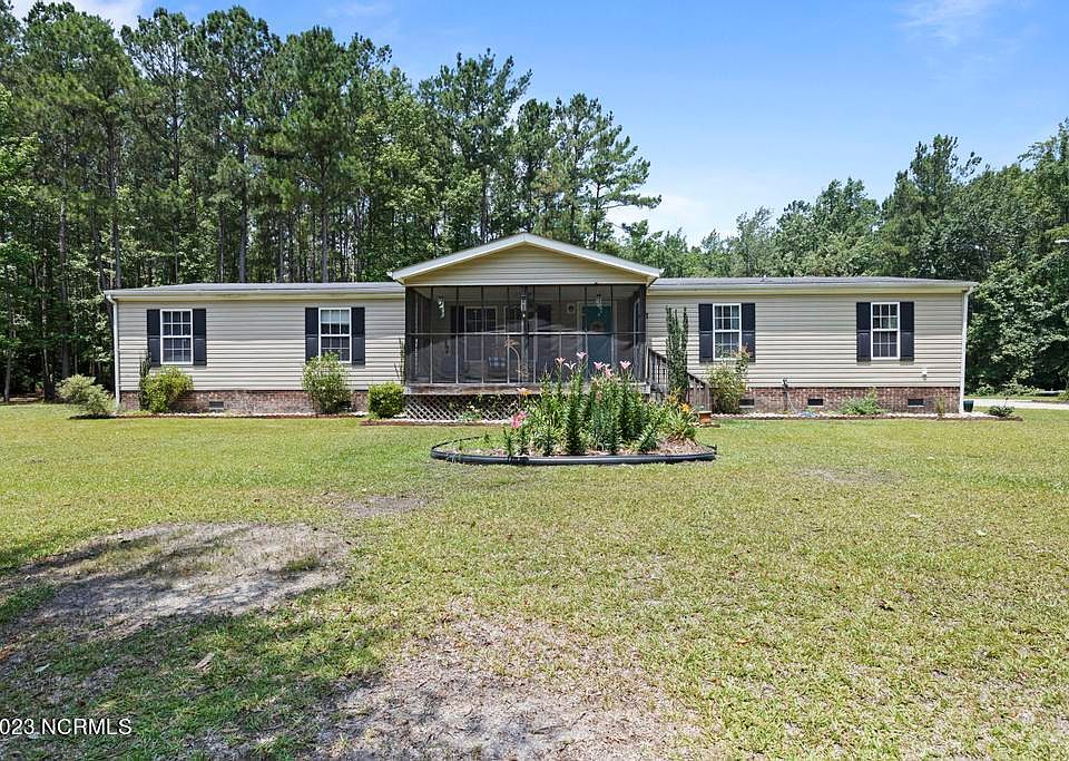 2052 Haws Run Road, Maple Hill, NC 28454 Zillow