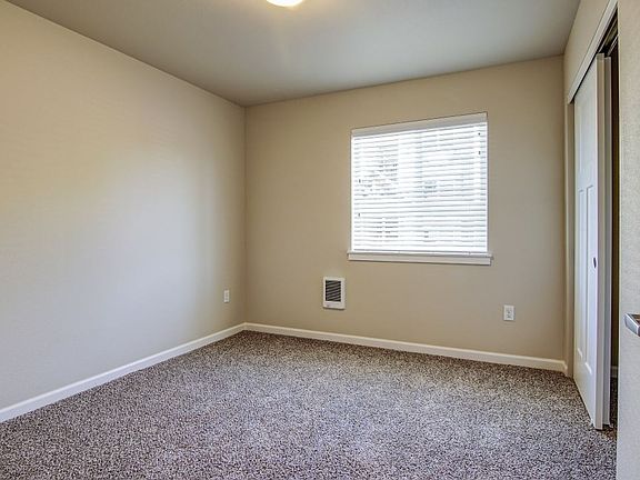 5th image of 14615 NE Rose Pkwy #3-102