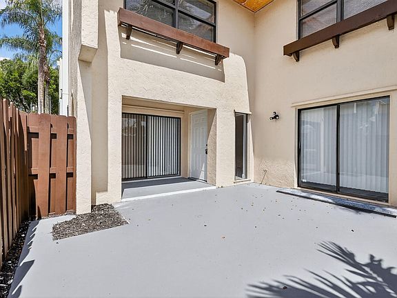 5th image of 6264 Seven Springs Boulevard #D