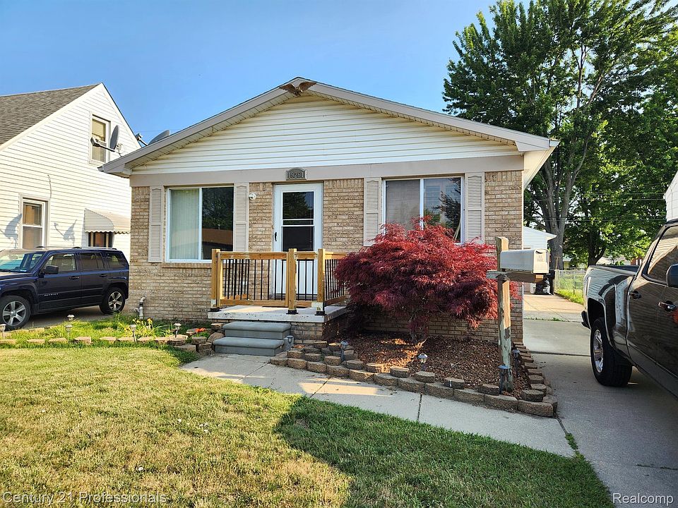 1st image of 19261 Birmingham St