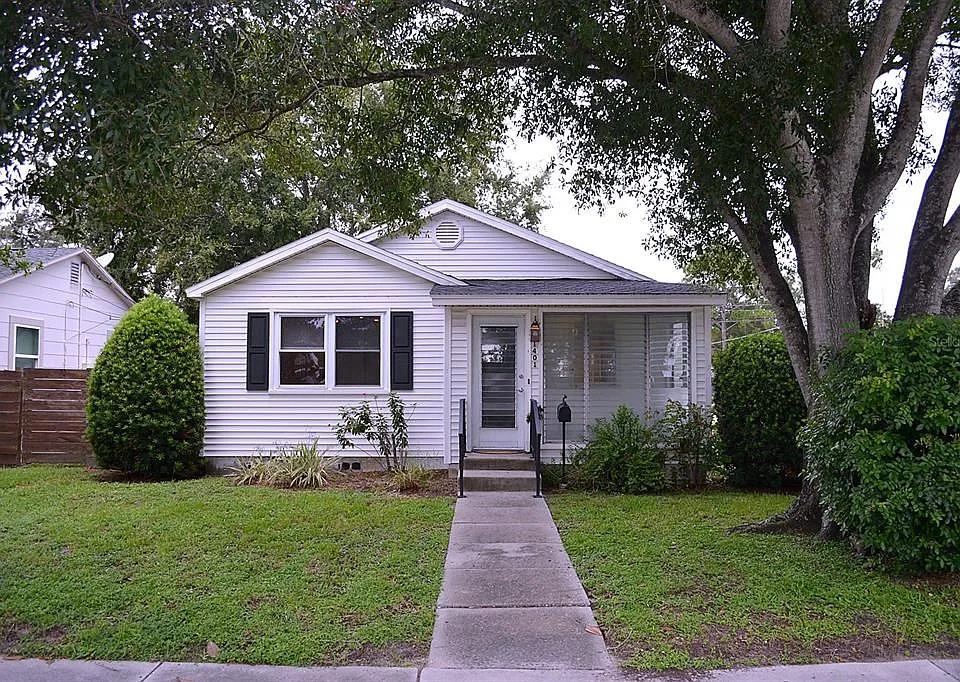 1401 34th Ave N